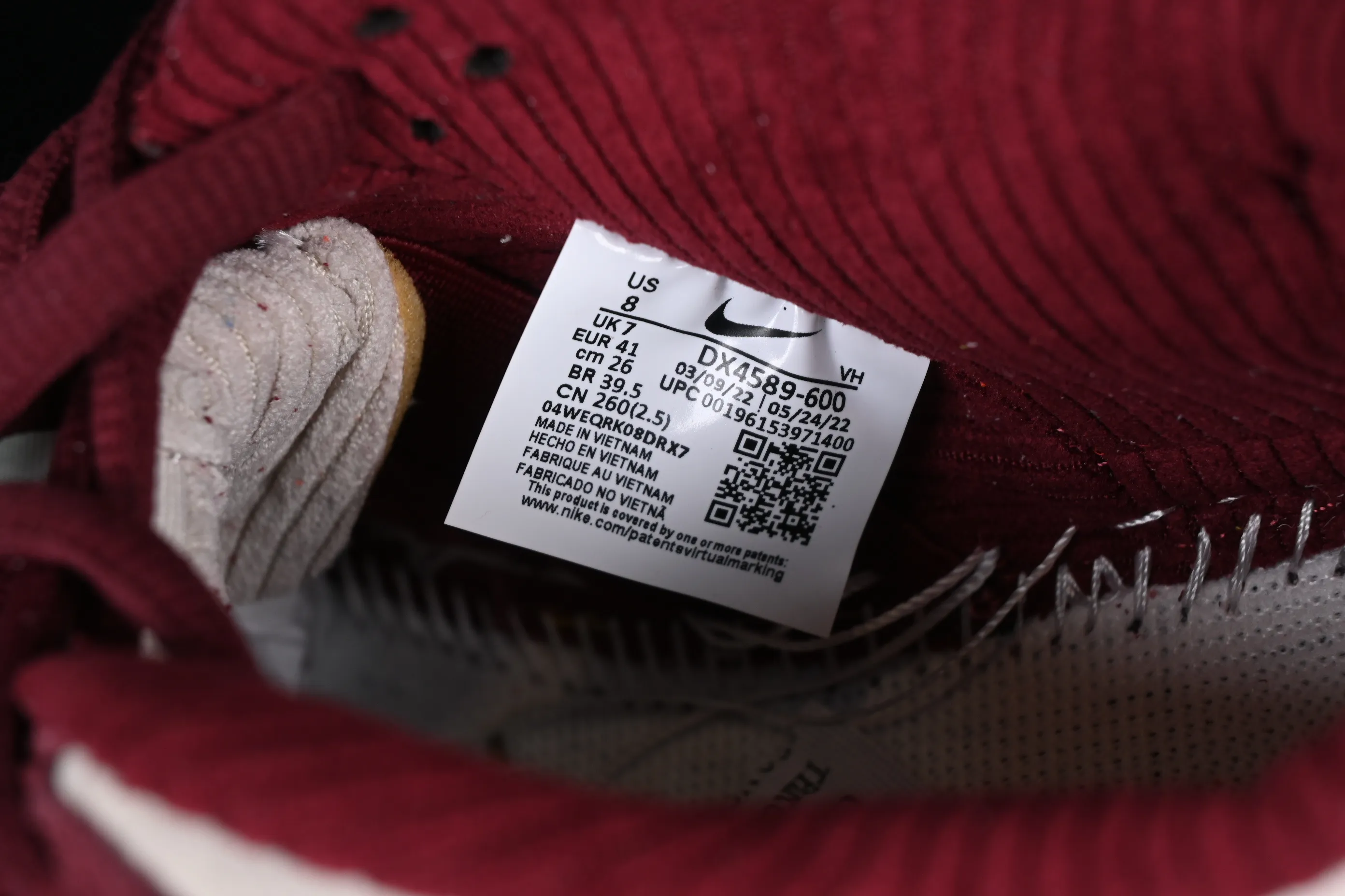All categories Nk SB Dunk Series Nk SB Dunk Low low-top sneakers Skate Like a Girl x Nk SB Dunk Low joint model SB smashed backboard fashion casual sneakers DX4589-600